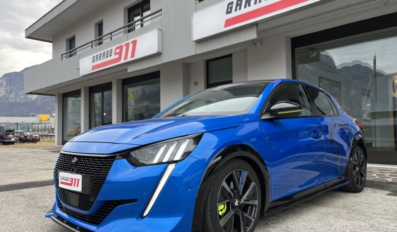 
								PEUGEOT 208 GT 1.2 puretech full									