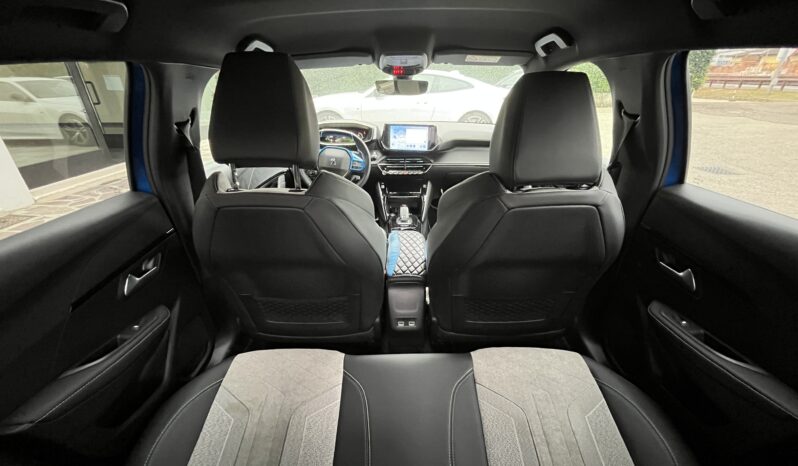 
								PEUGEOT 208 GT 1.2 puretech full									
