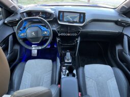
										PEUGEOT 208 GT 1.2 puretech full									