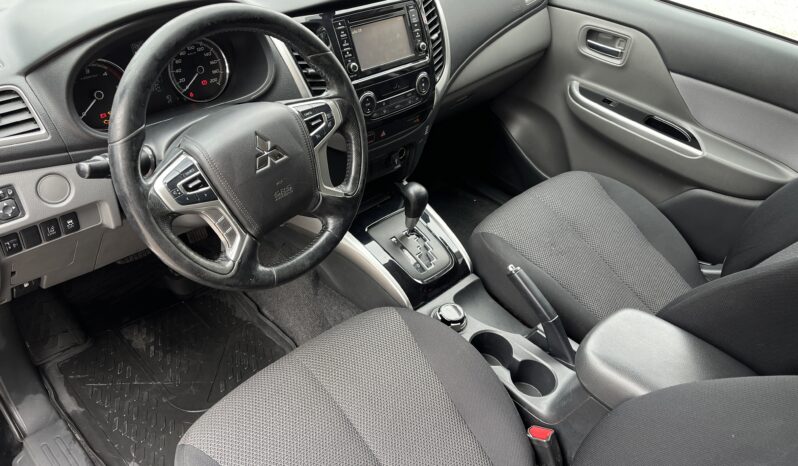 
								MITSUBISHI L200 D.CAB 2.4 4WD full									