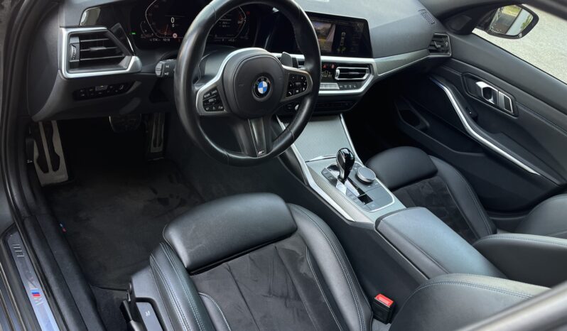 
								BMW 320 Xdrive 2.0d mild-hyb full									