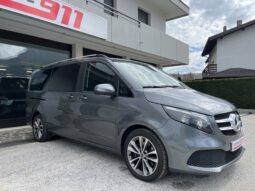 
										Mercedes-Benz V 300d full									