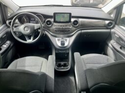 
										Mercedes-Benz V 300d full									